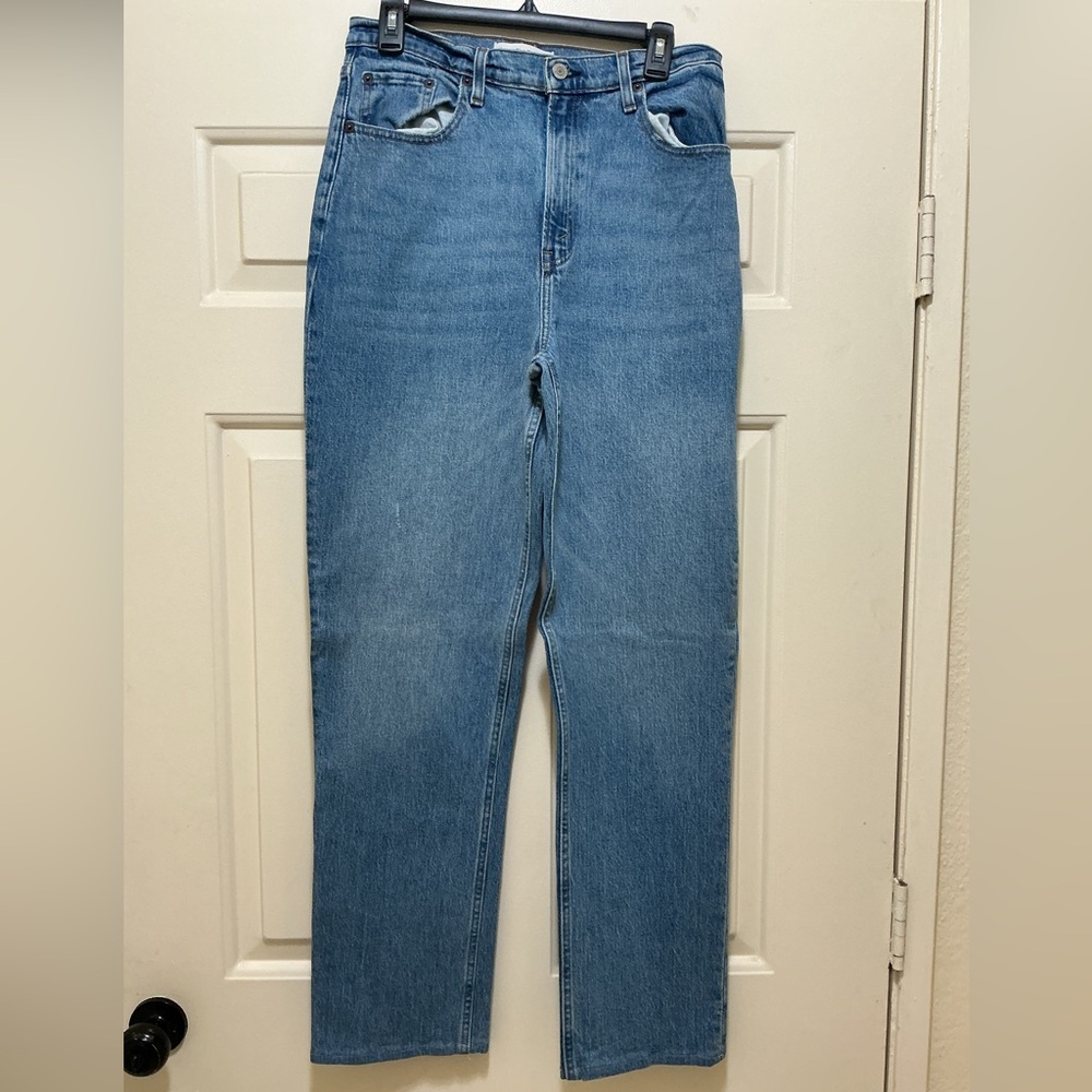 Abercrombie & Fitch ‘90s Straight Ultra High Rise